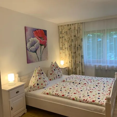 Quarto em Acomodações Particulares With Garden Garden Furniture Bbq Taxenbach