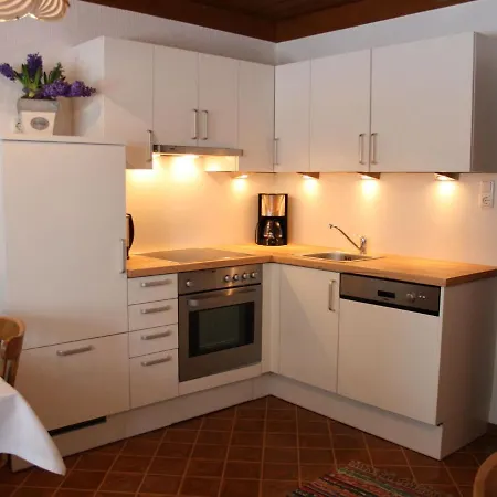 Quarto em Acomodações Particulares With Garden Garden Furniture Bbq