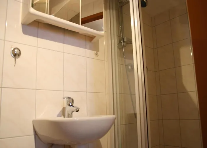 أزوبرهوب آم كلايمزونبيرغ منزل للإقامة *